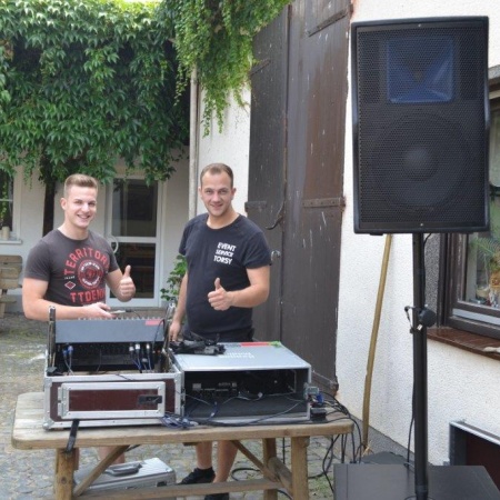 Größeres Bild ansehen