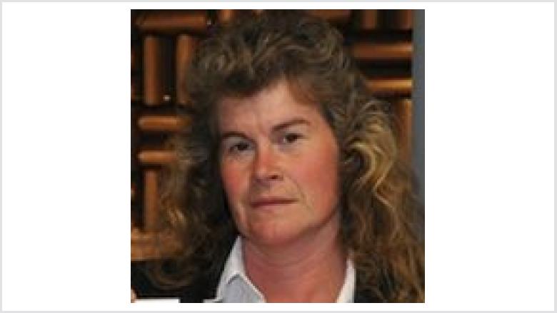 Dr. Babette Hamer